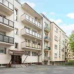 Solec By The River Apartment